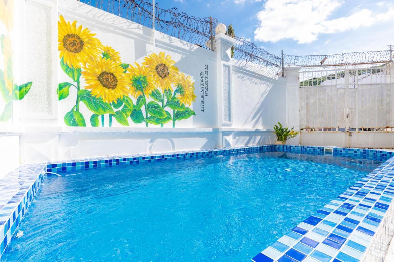 Palm Villa 3 - 5Bedrooms In Center Vungtau Вунг Тау Екстериор снимка